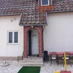 Vikendica 
