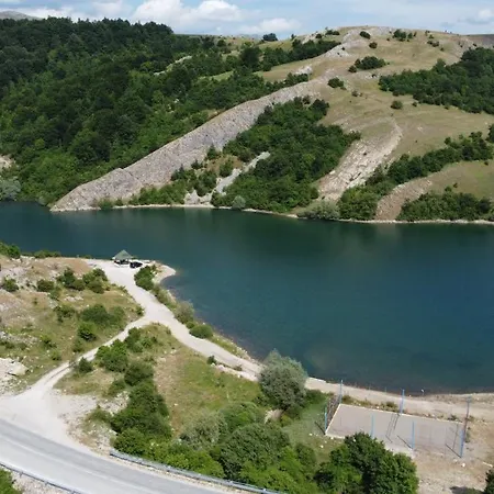 Vikendica Oaza Mira Сasa de vacaciones