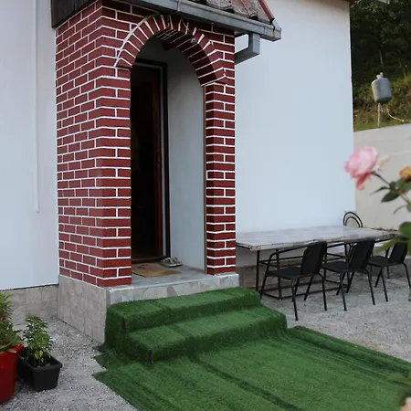 Vakantiehuis Vikendica 